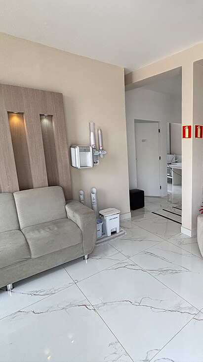 Elisson Dentista Profissional em Curitiba Consultório Fotos (1)