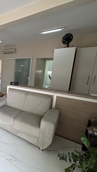 Elisson Dentista Profissional em Curitiba Consultório Fotos copiar (1)